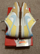 Load image into Gallery viewer, Women Nike Dunk Low (Preowned)
