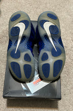 Load image into Gallery viewer, Preowned Nike Foamposite &quot;Grade School&quot;
