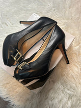 Load image into Gallery viewer, Nine West Celestine (Preowned)
