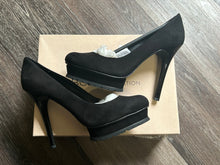Load image into Gallery viewer, BCBGeneration Heels

