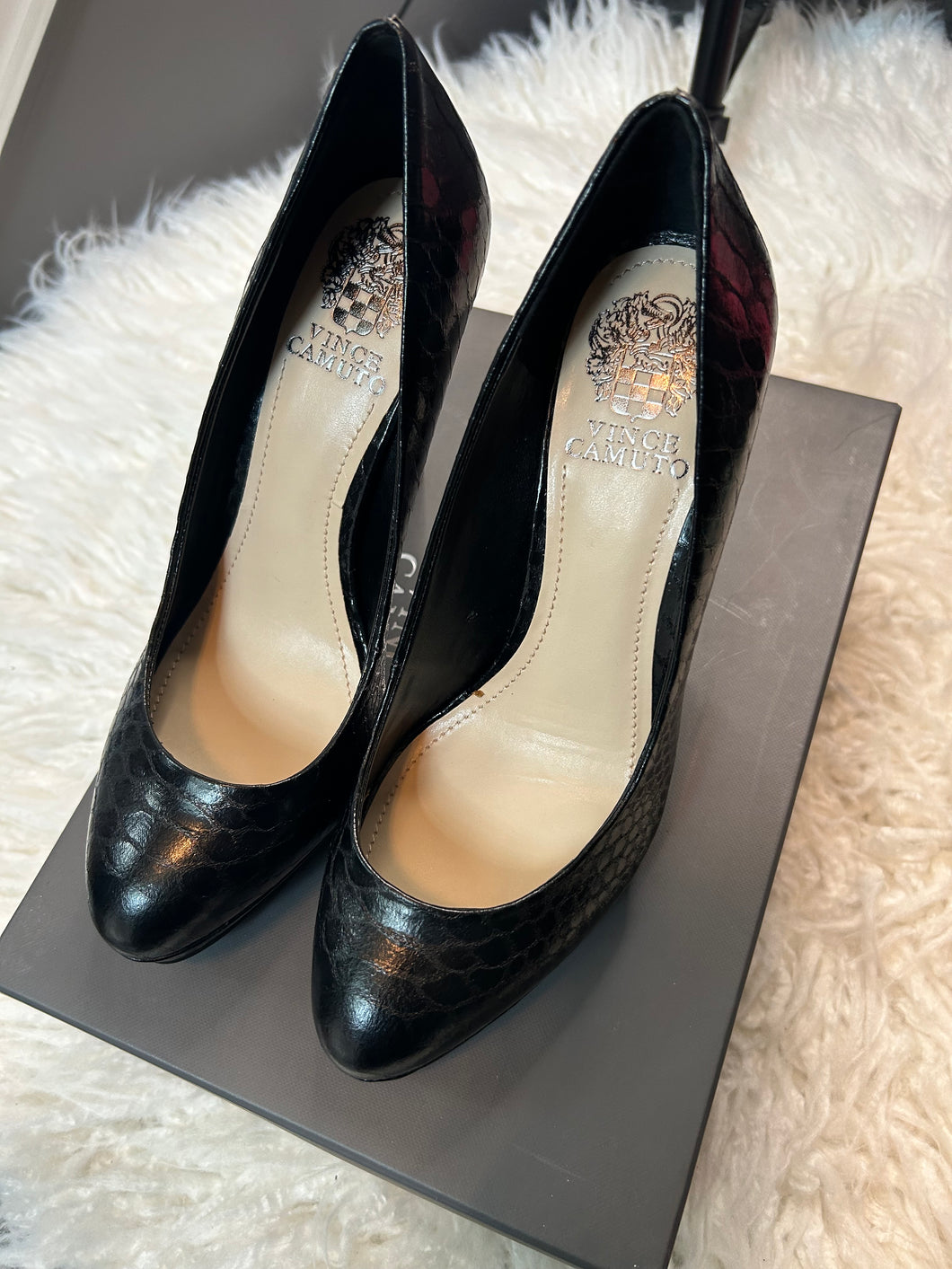 Vince Camuto Darling Heels (Brand New)