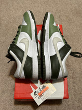 Load image into Gallery viewer, Nike Dunk Low (Preowned)
