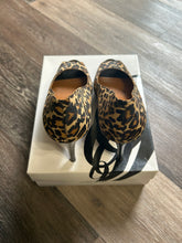 Load image into Gallery viewer, Nine West Heels
