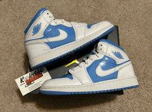 Load image into Gallery viewer, Preowned Jordan 1 &quot;Grade School&quot;
