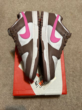 Load image into Gallery viewer, Nike Dunk Low (Preowned)
